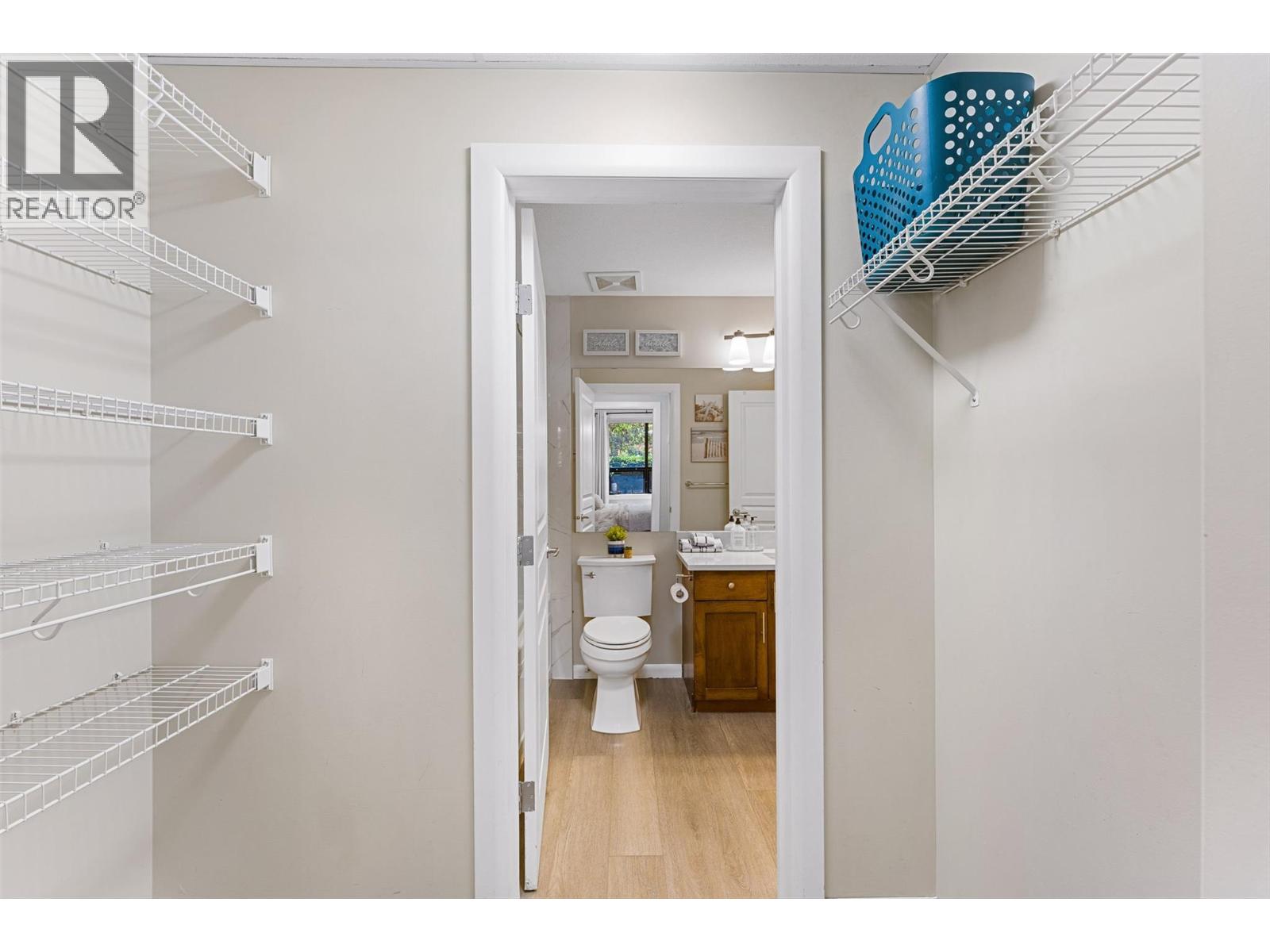 338 654 Cook Road, Kelowna