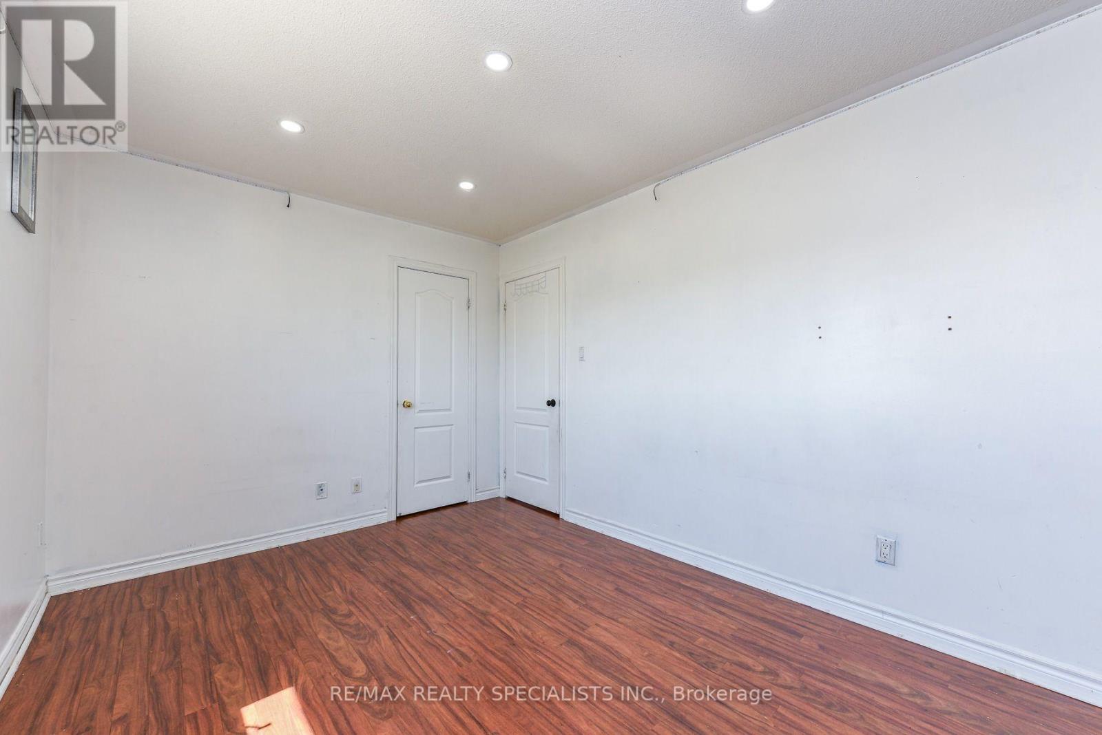 10 SWEET BRIAR LANE - 17