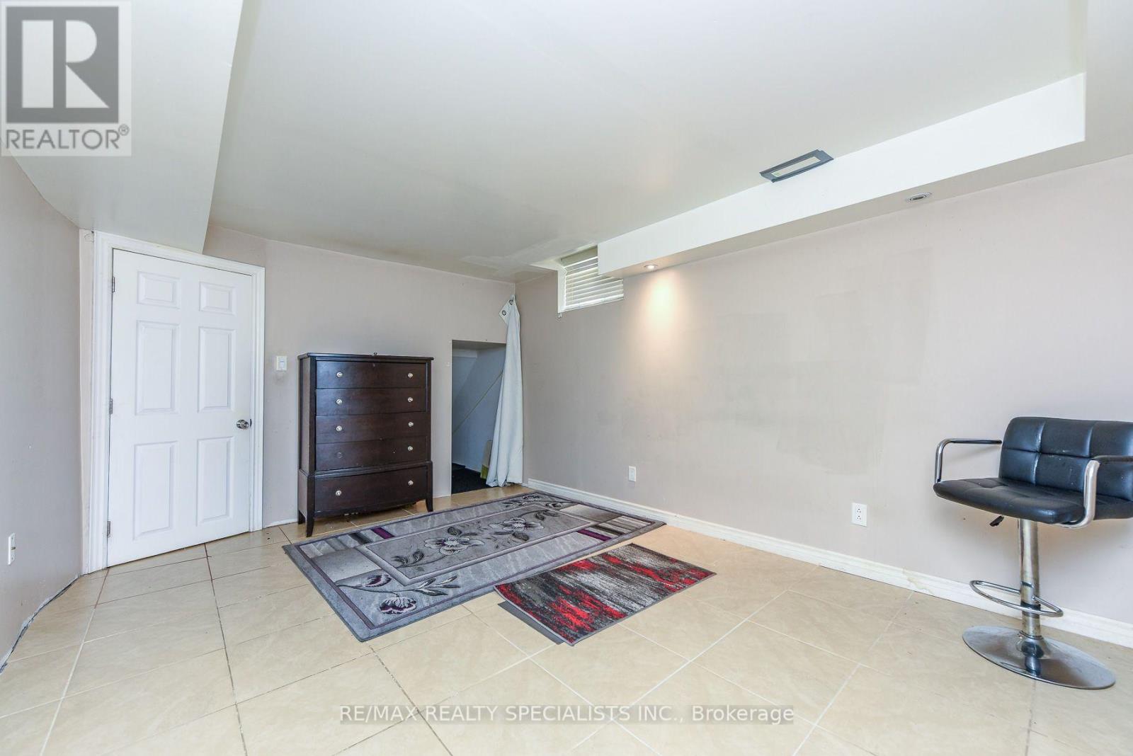 10 SWEET BRIAR LANE - 38