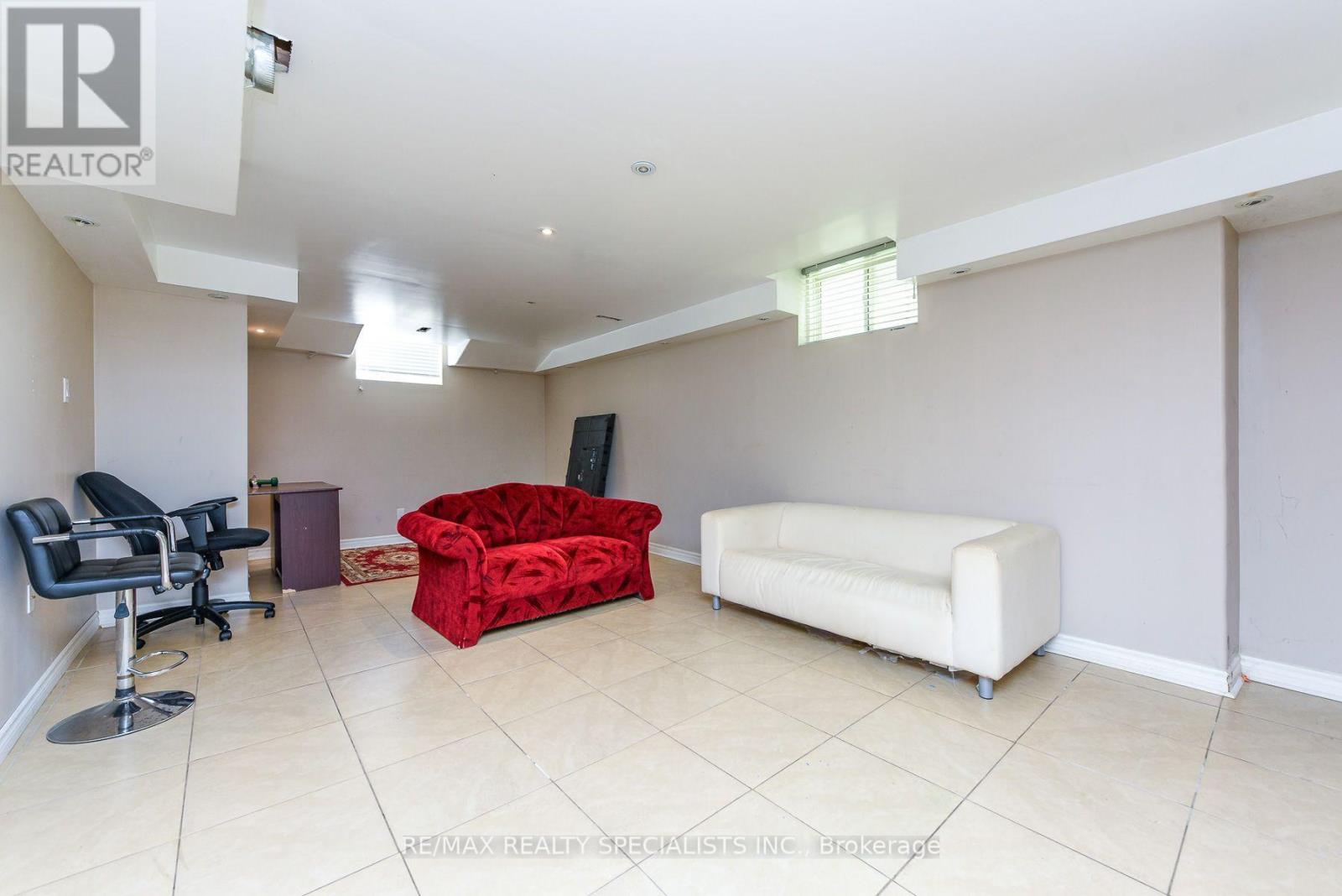 10 SWEET BRIAR LANE - 43