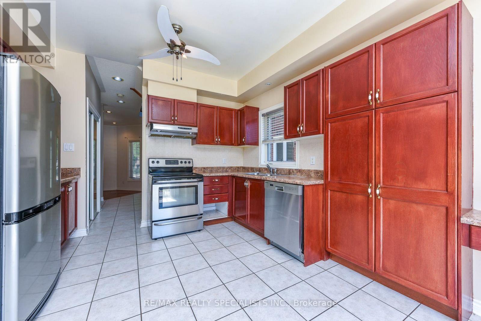 10 SWEET BRIAR LANE - 32