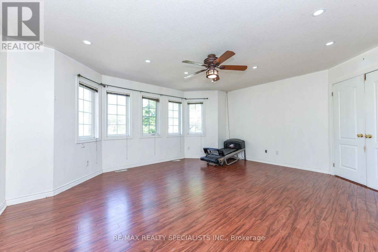 10 SWEET BRIAR LANE - 19