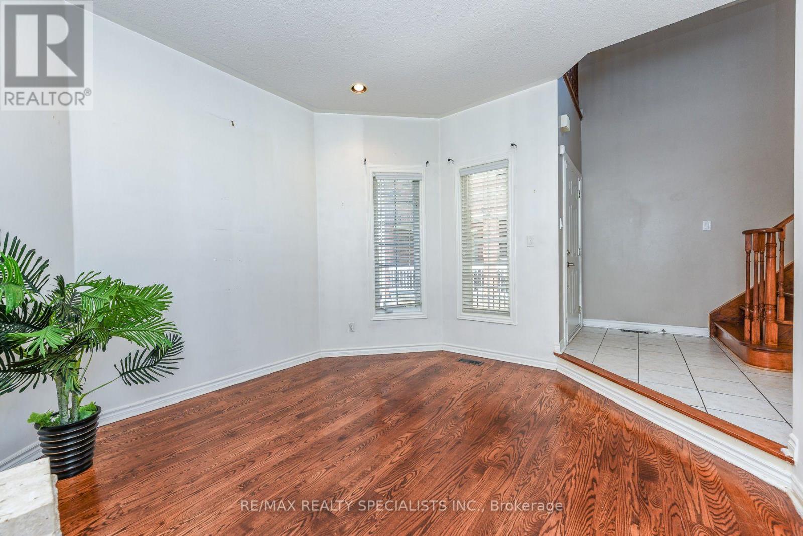 10 SWEET BRIAR LANE - 6