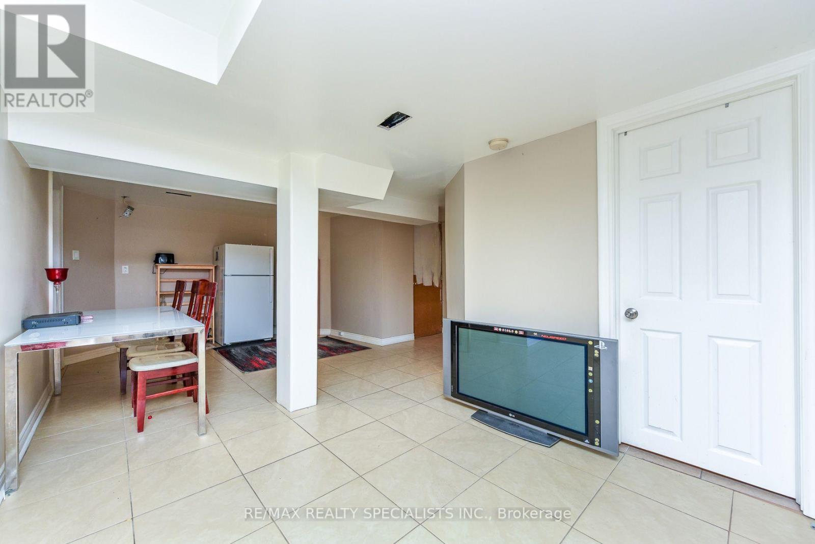 10 SWEET BRIAR LANE - 44