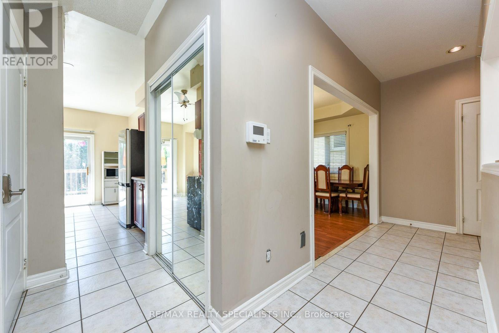 10 SWEET BRIAR LANE - 26