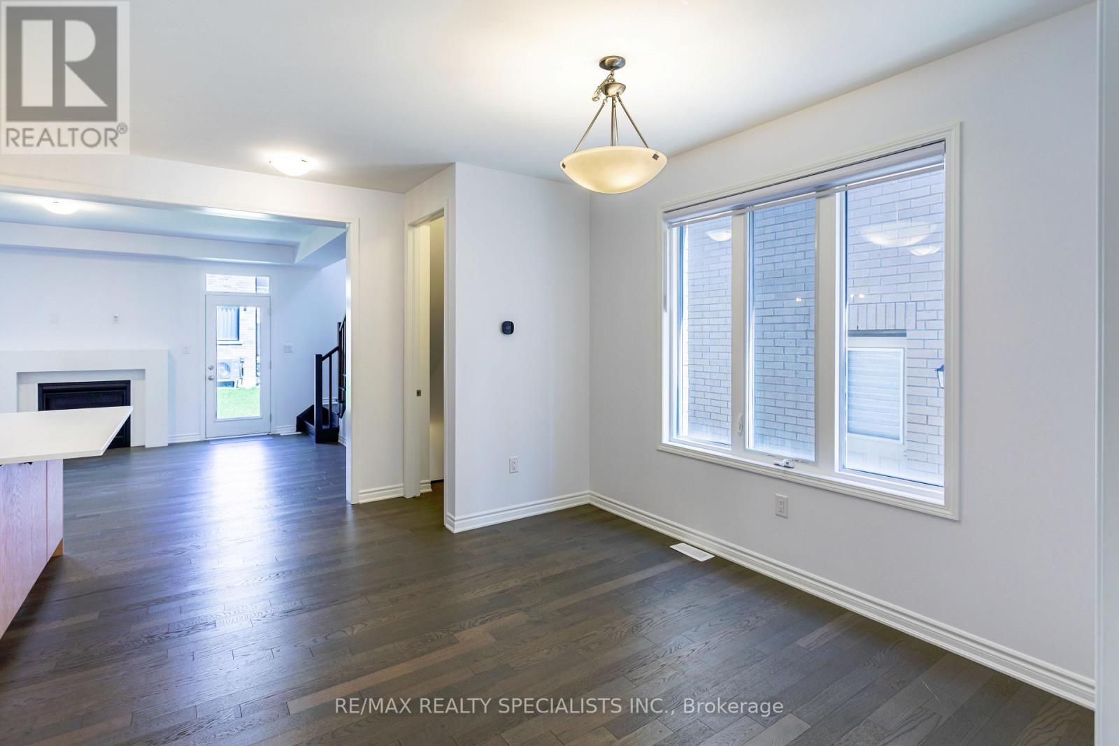 1183 STACEY CRESCENT - 14