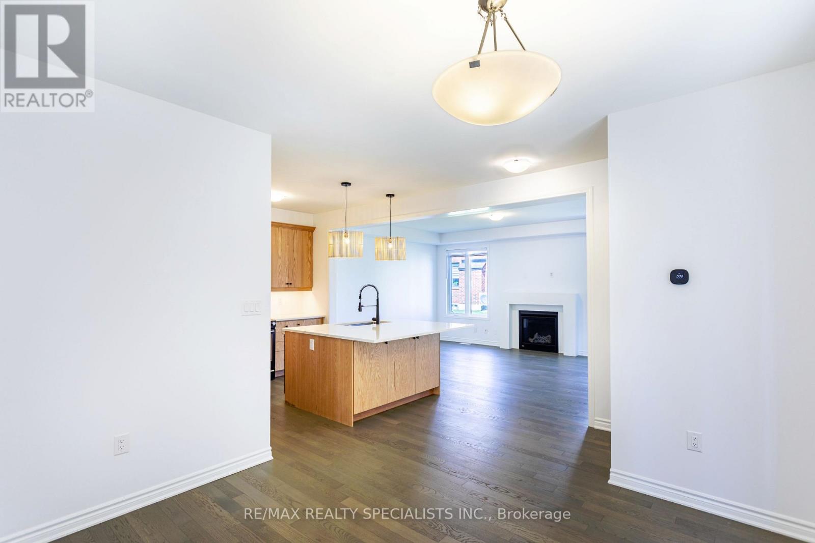 1183 STACEY CRESCENT - 13