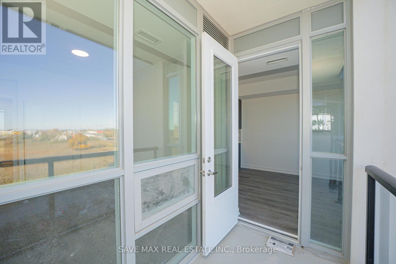 #421 225 MALTA AVENUE - 22