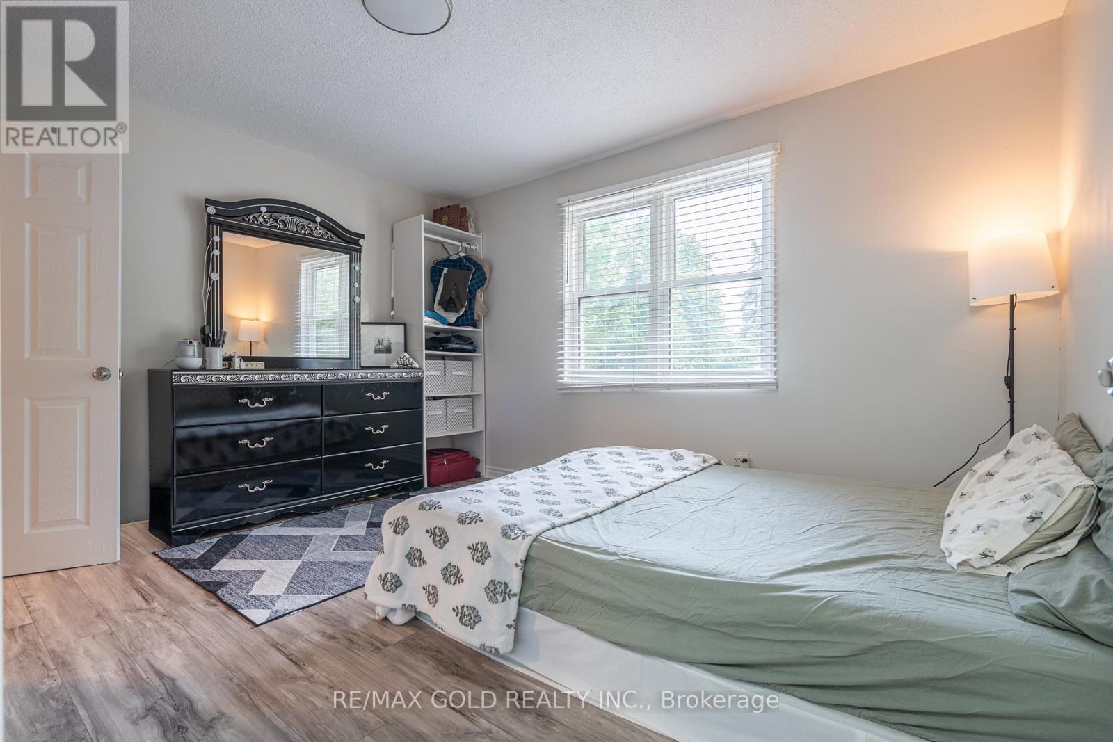23 JUDITH CRESCENT - 13