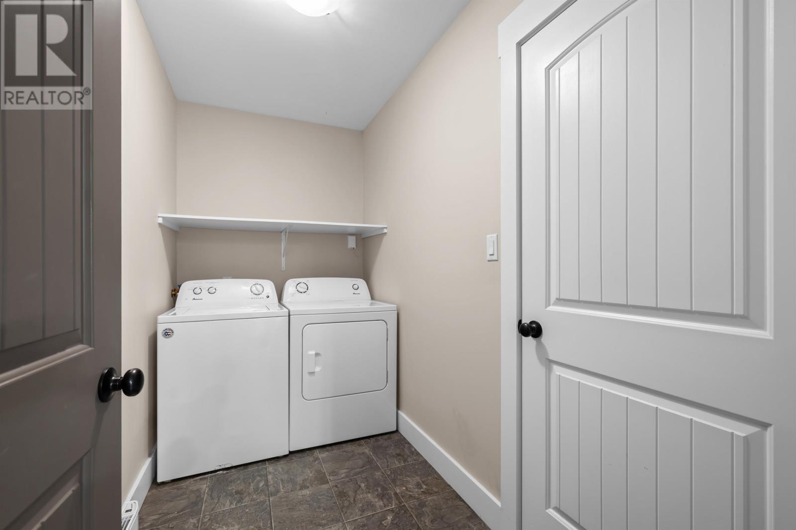 11 Mill Pond Lane - 11