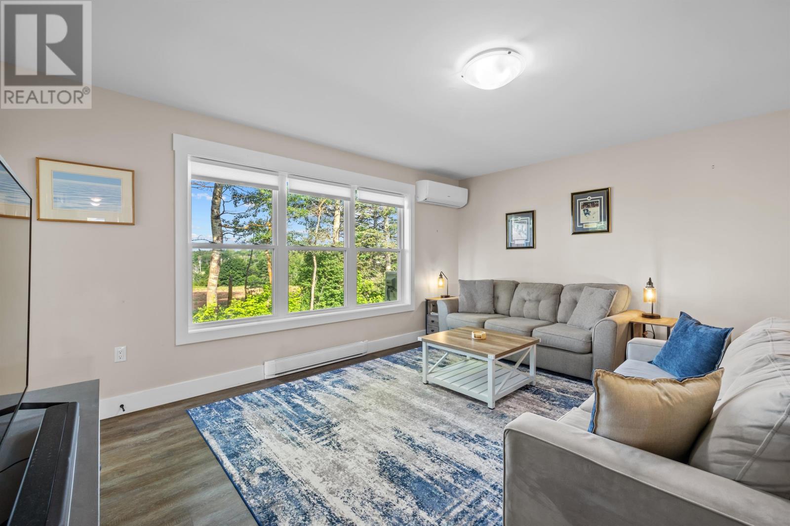 11 Mill Pond Lane - 15