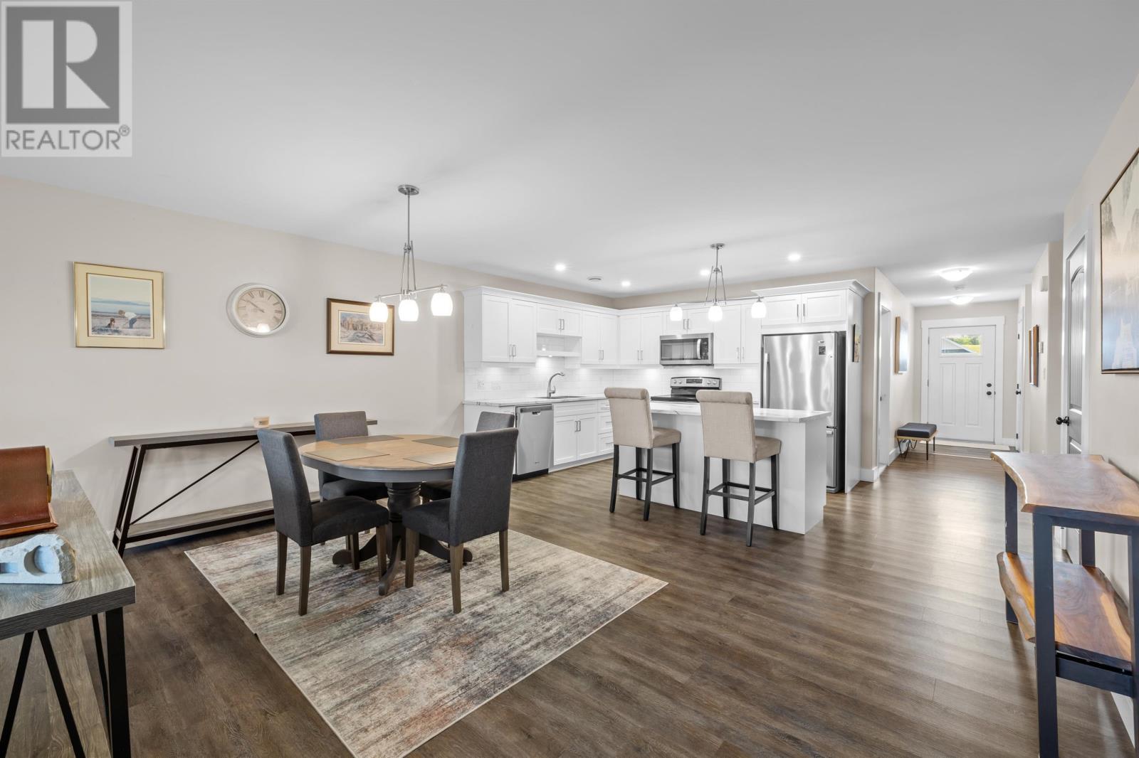 11 Mill Pond Lane - 16