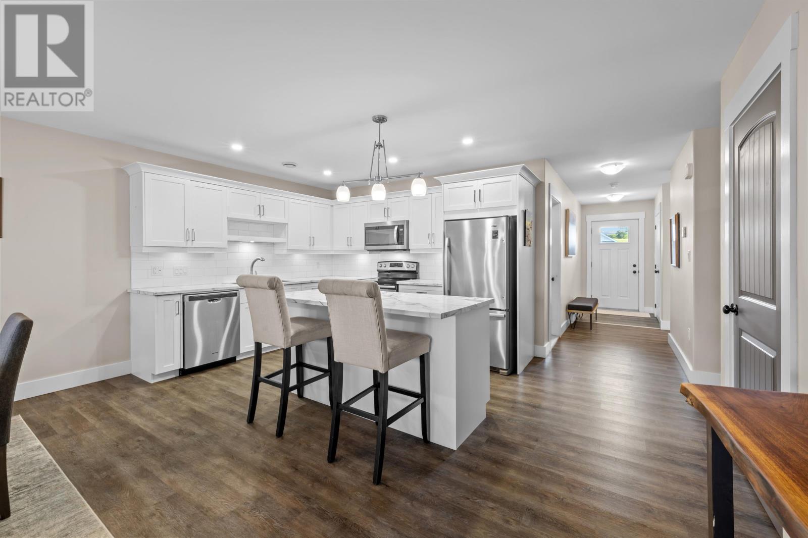 11 Mill Pond Lane - 17