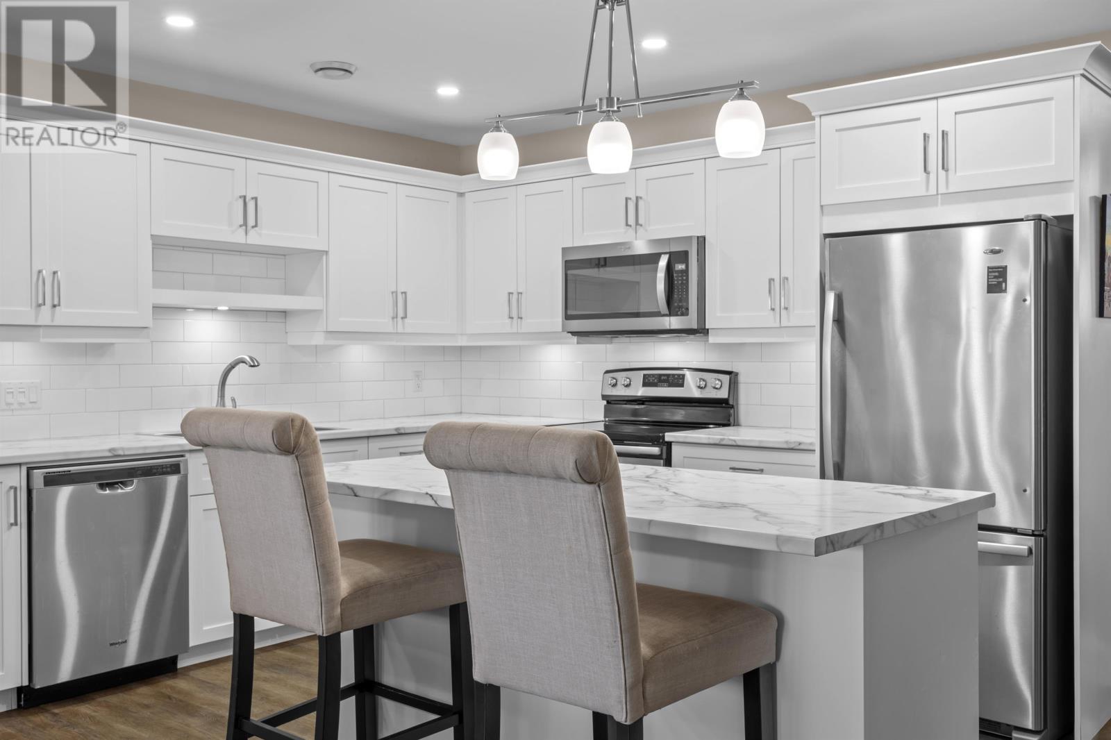 11 Mill Pond Lane - 18