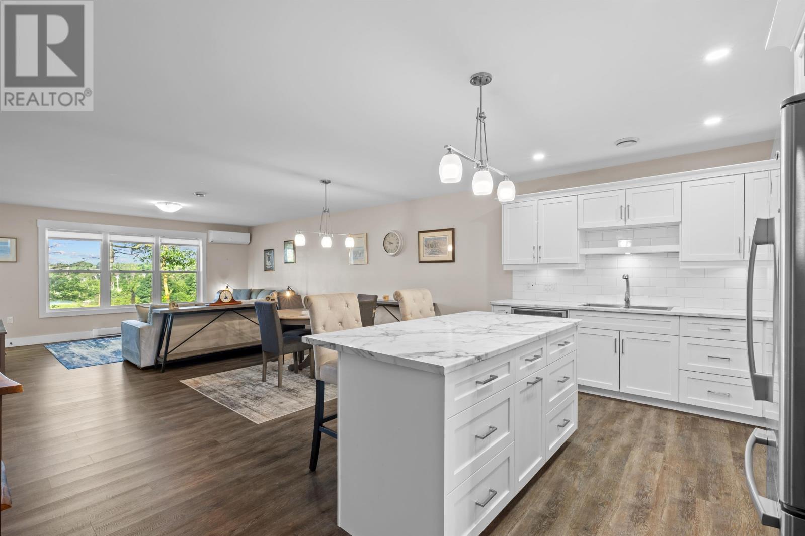 11 Mill Pond Lane - 20