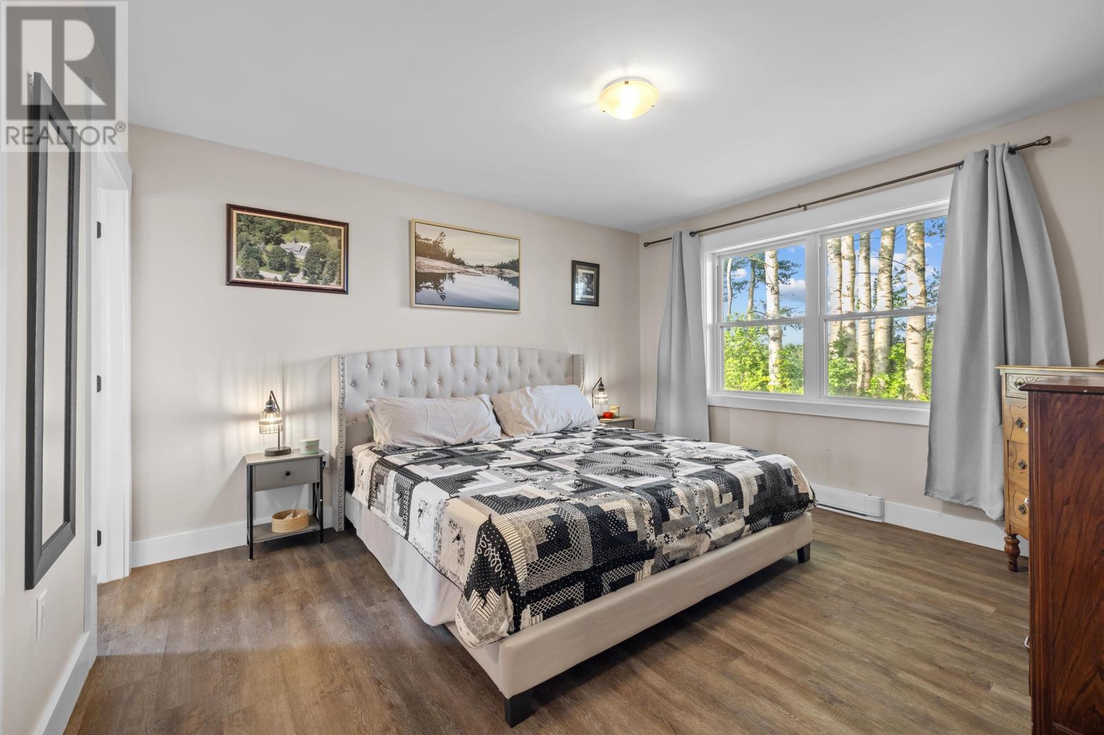 11 Mill Pond Lane - 27