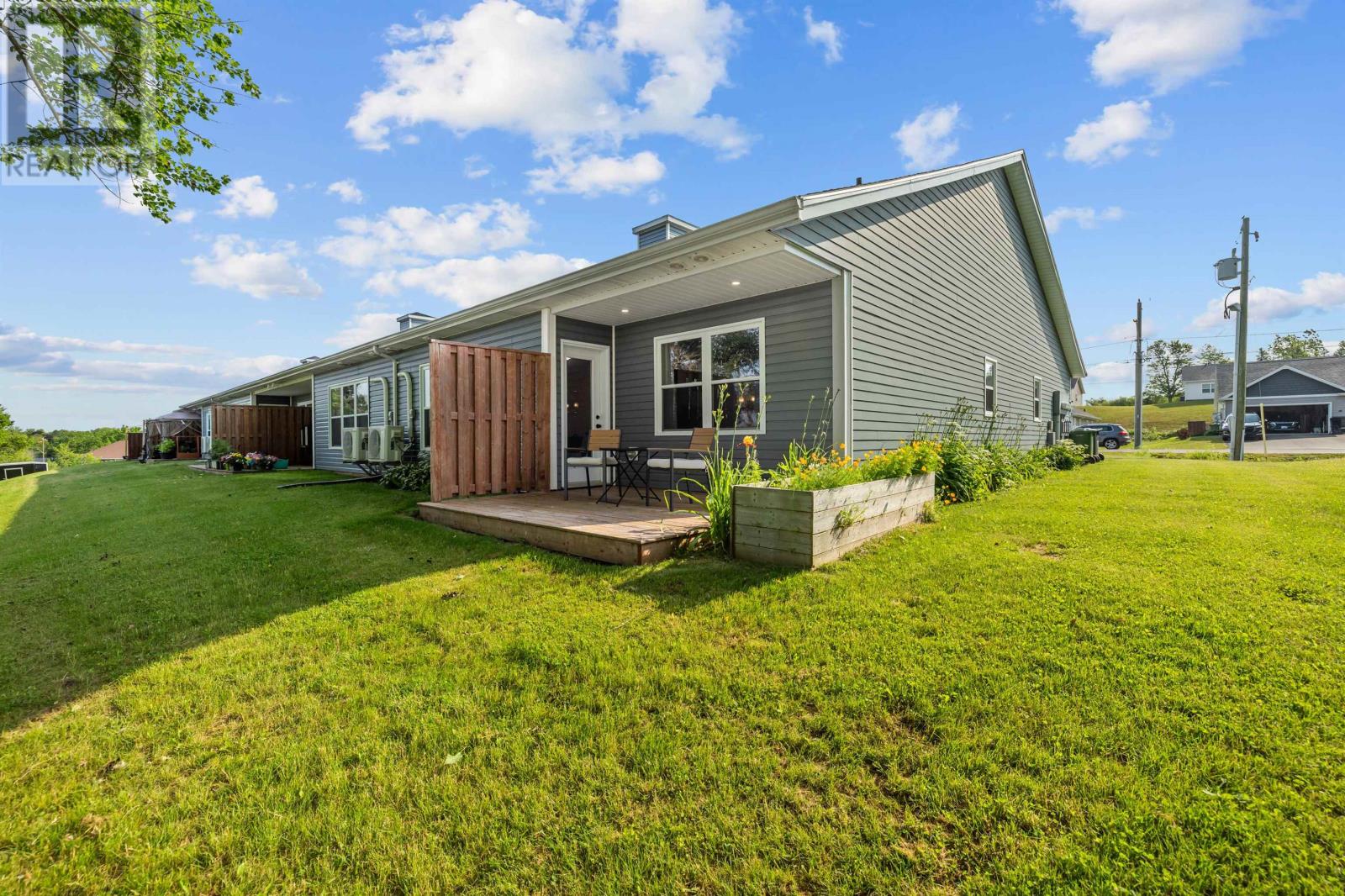 11 Mill Pond Lane - 36