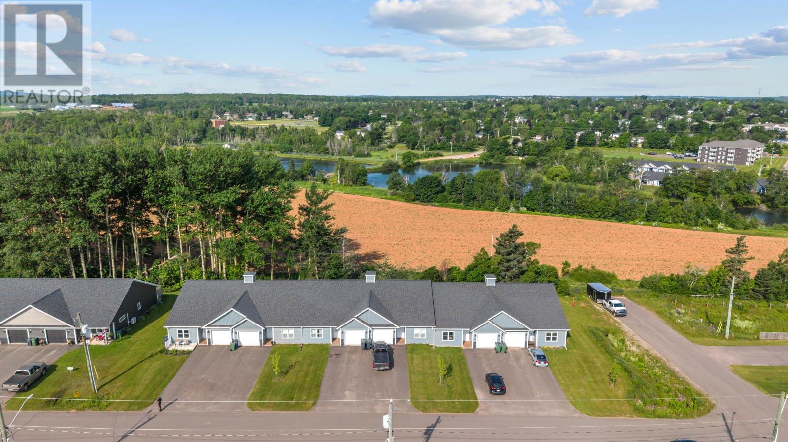 11 Mill Pond Lane - 39