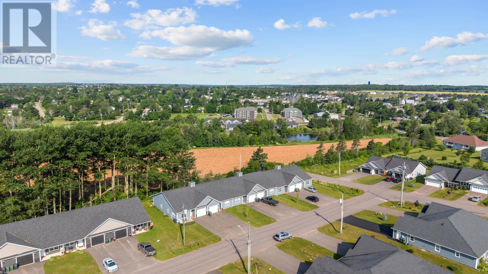 11 Mill Pond Lane - 45