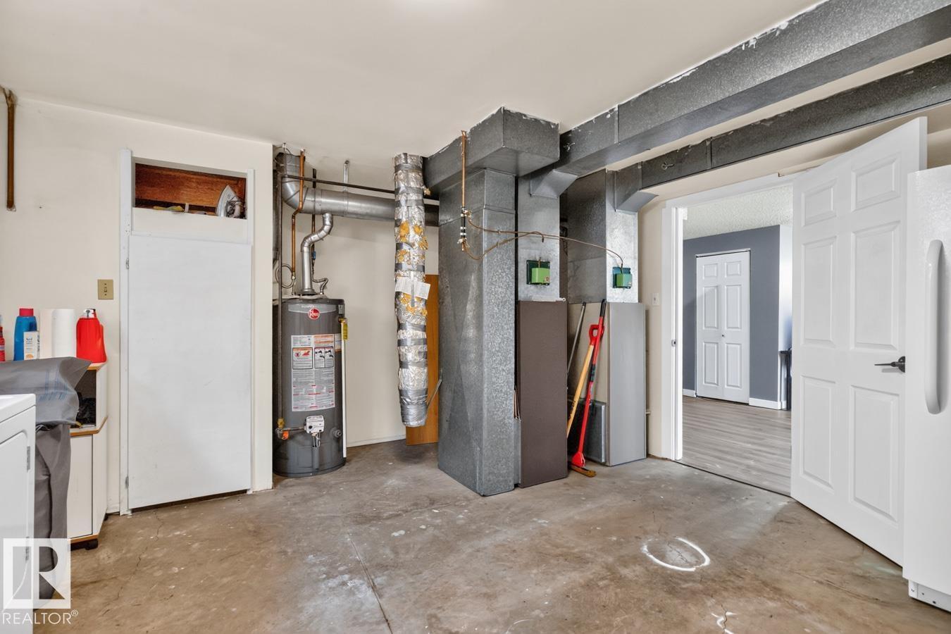 2408 80 ST NW - 31