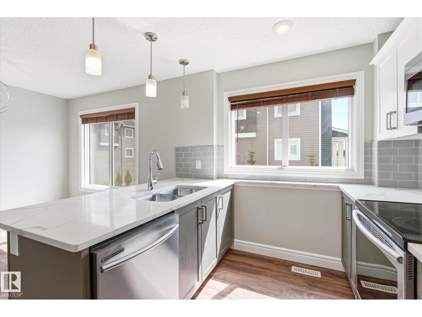 #47 330 BULYEA RD NW - 15