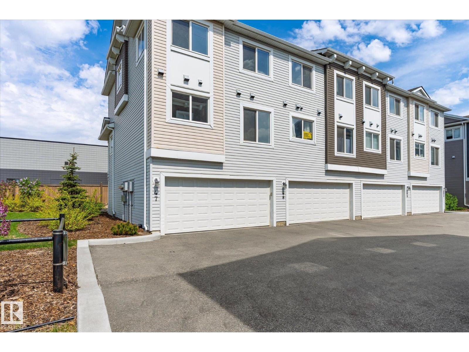 #47 330 BULYEA RD NW - 34