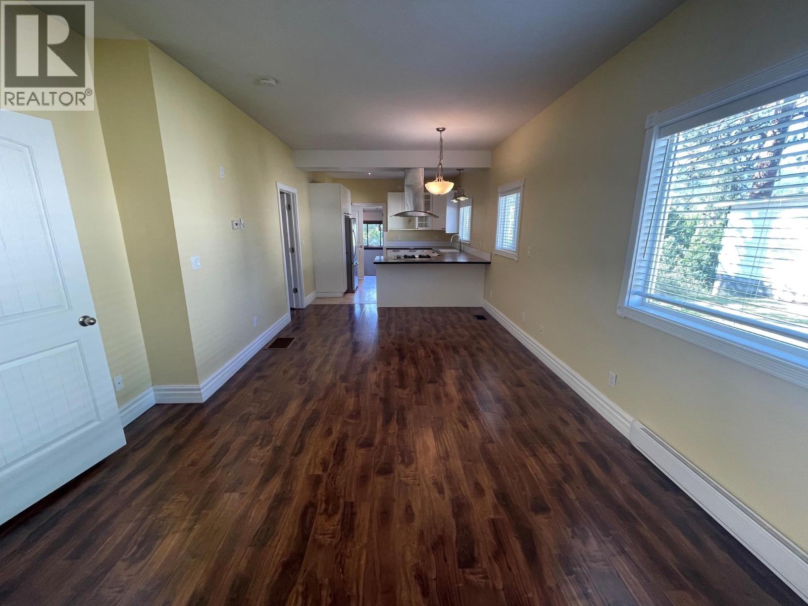 566 72ND Avenue - 11