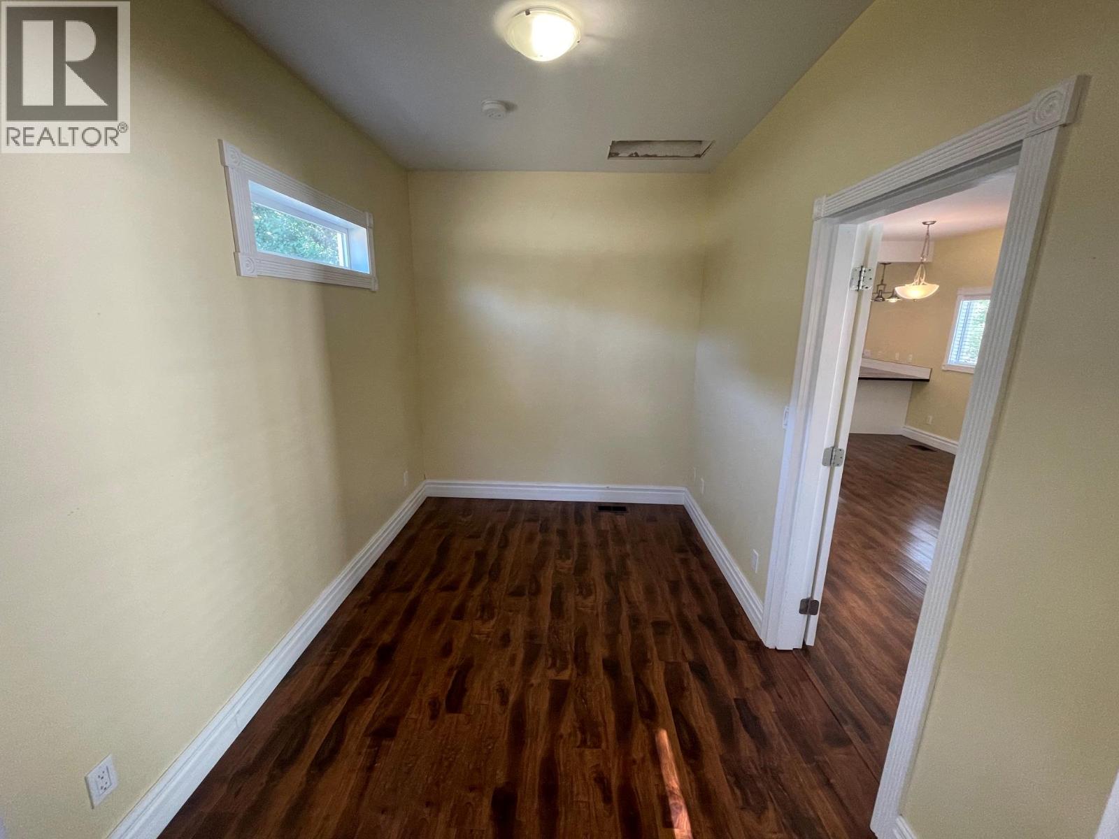 566 72ND Avenue - 24
