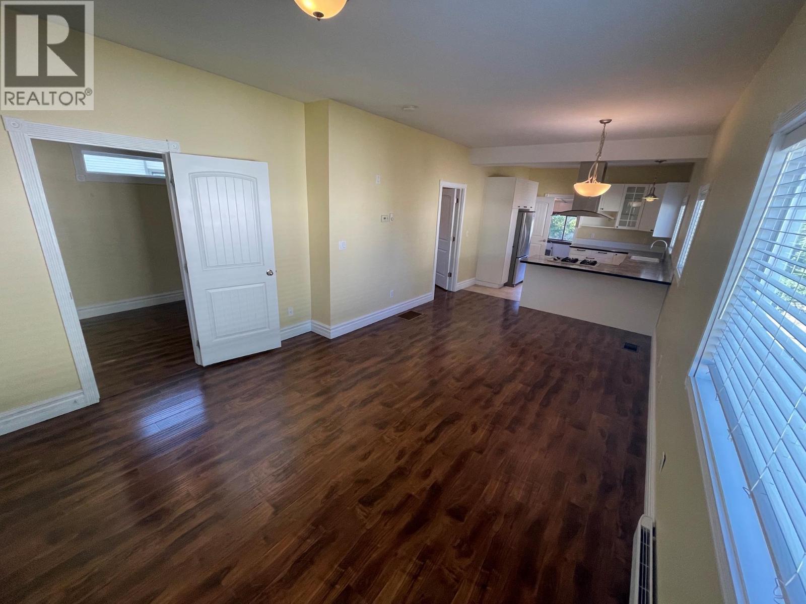 566 72ND Avenue - 14