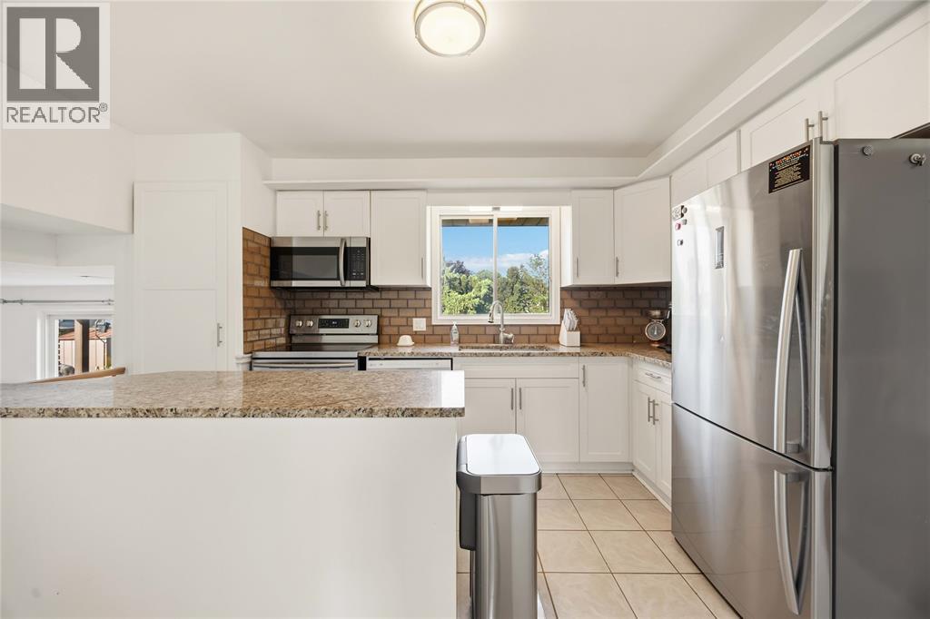 1076 BRIMWOOD CRESCENT - 10