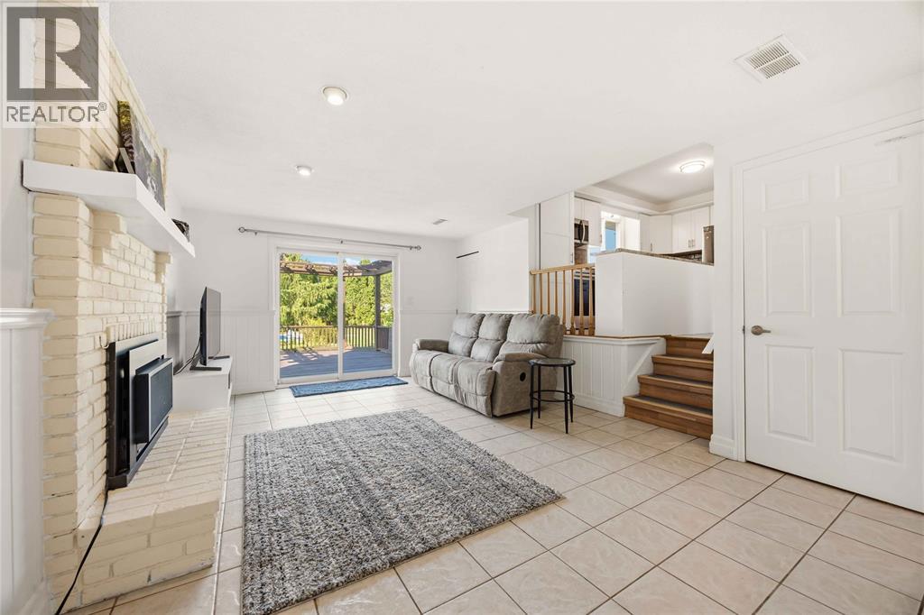 1076 BRIMWOOD CRESCENT - 21