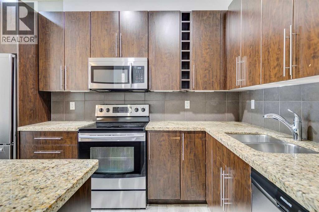 #4 2101 17 Street SW - 8