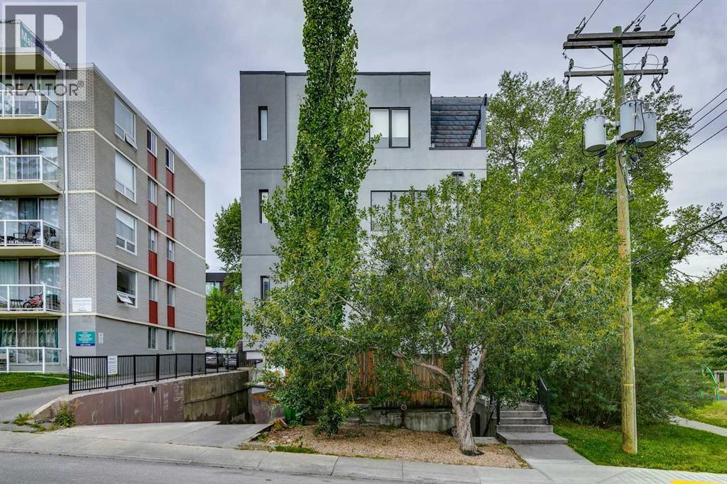 #4 2101 17 Street SW - 32