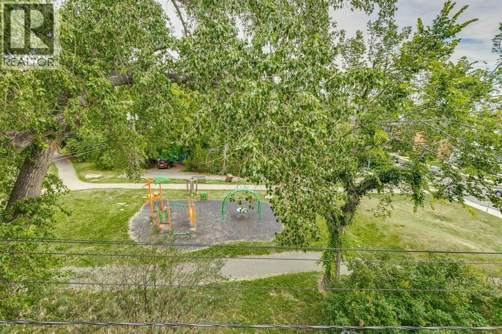 #4 2101 17 Street SW - 27