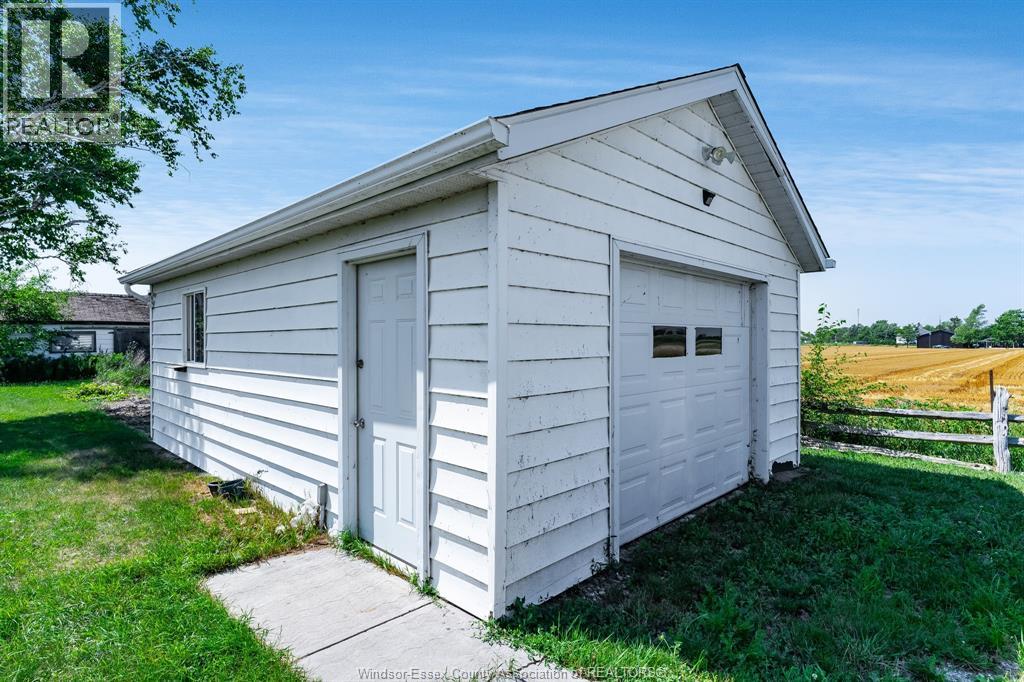20838 A & B Sideroad - 27