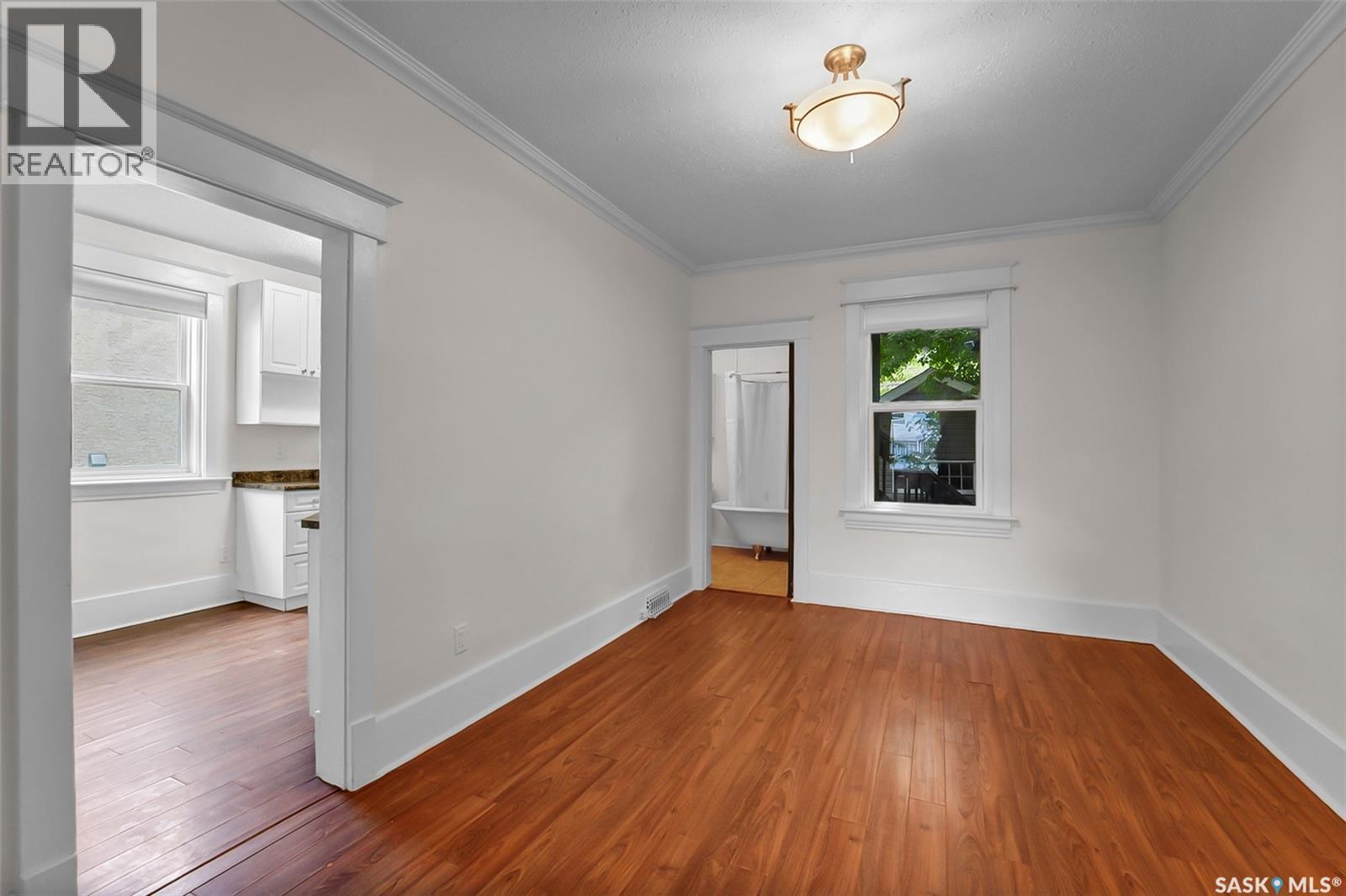 736 7th AVENUE N - 21