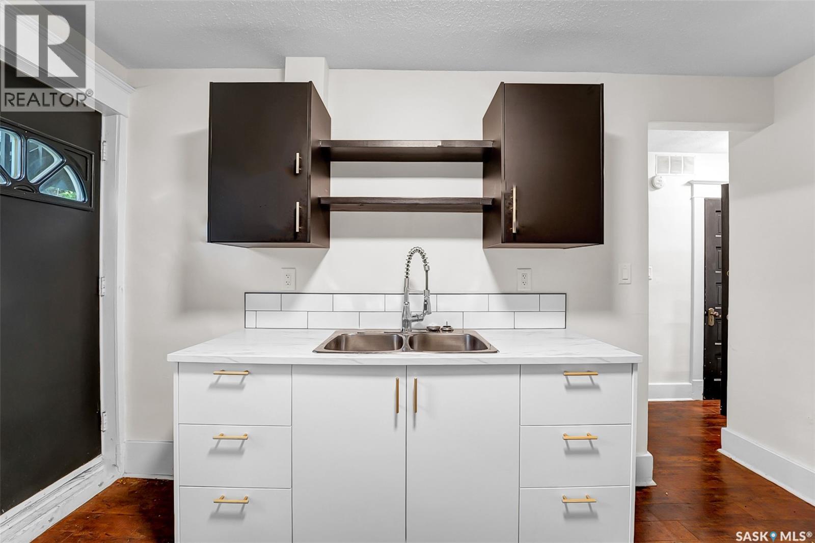 736 7th AVENUE N - Image 27