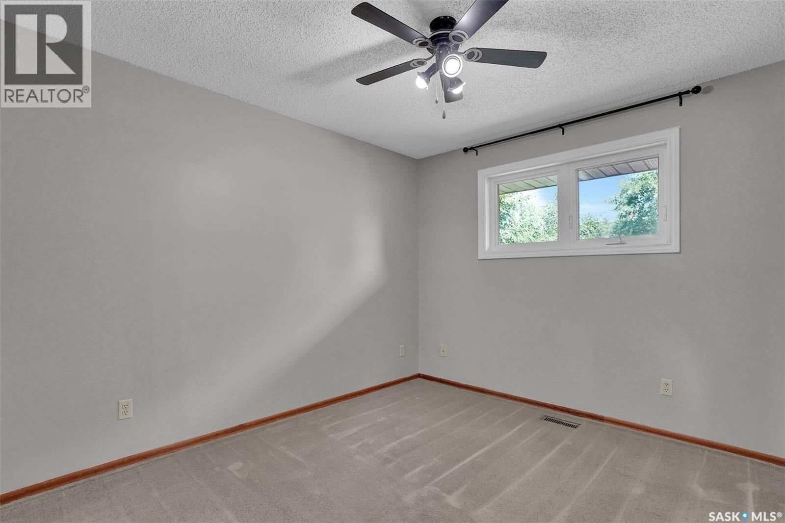 1409 Rothwell STREET - 10