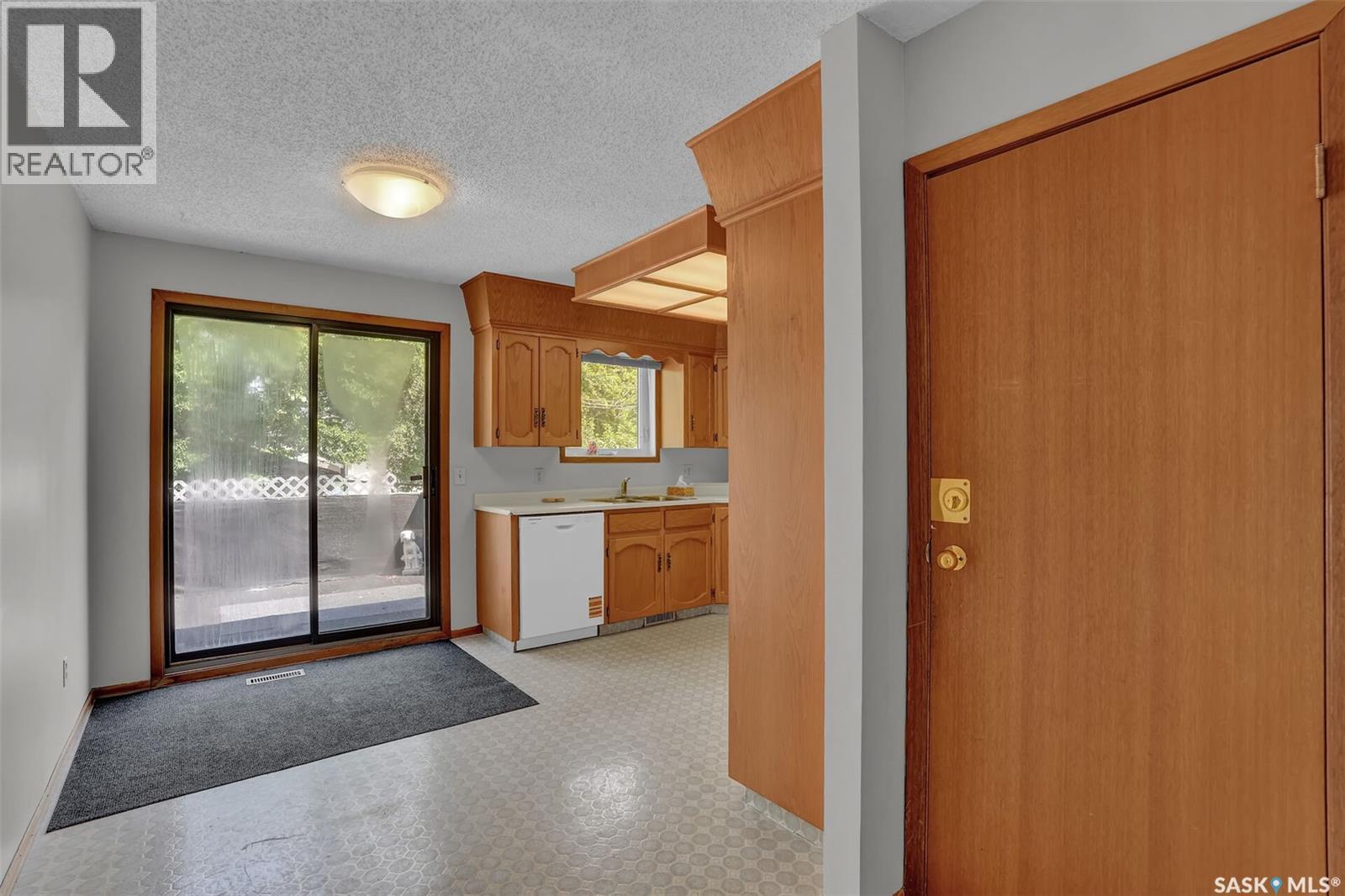 1409 Rothwell STREET - 5