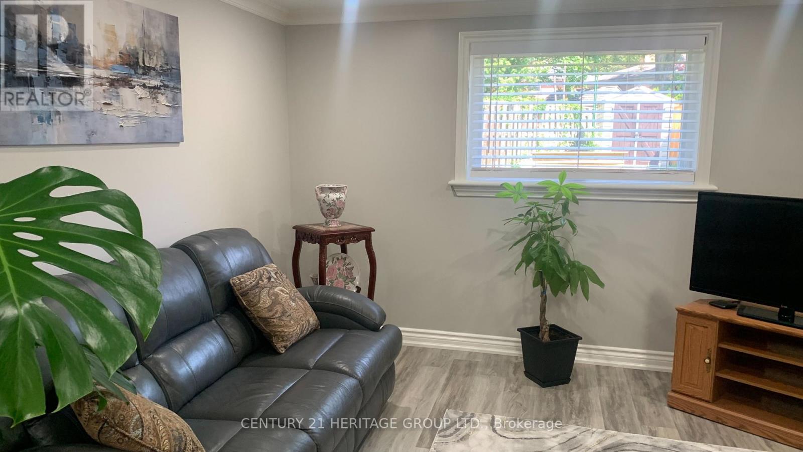 135 GOLF CLUB COURT - 37