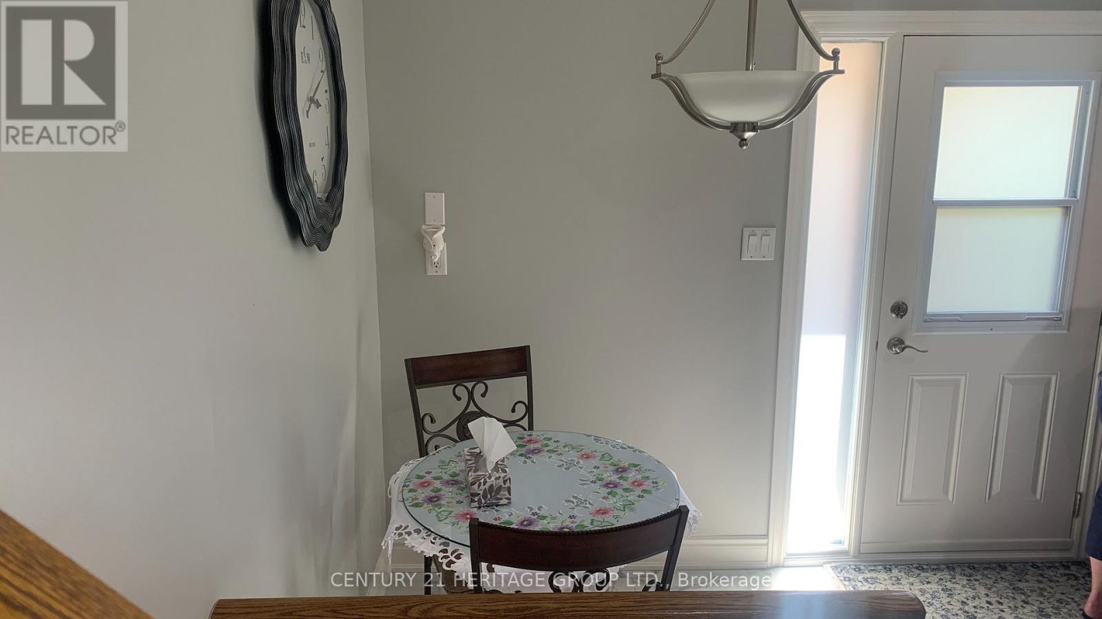 135 GOLF CLUB COURT - 26