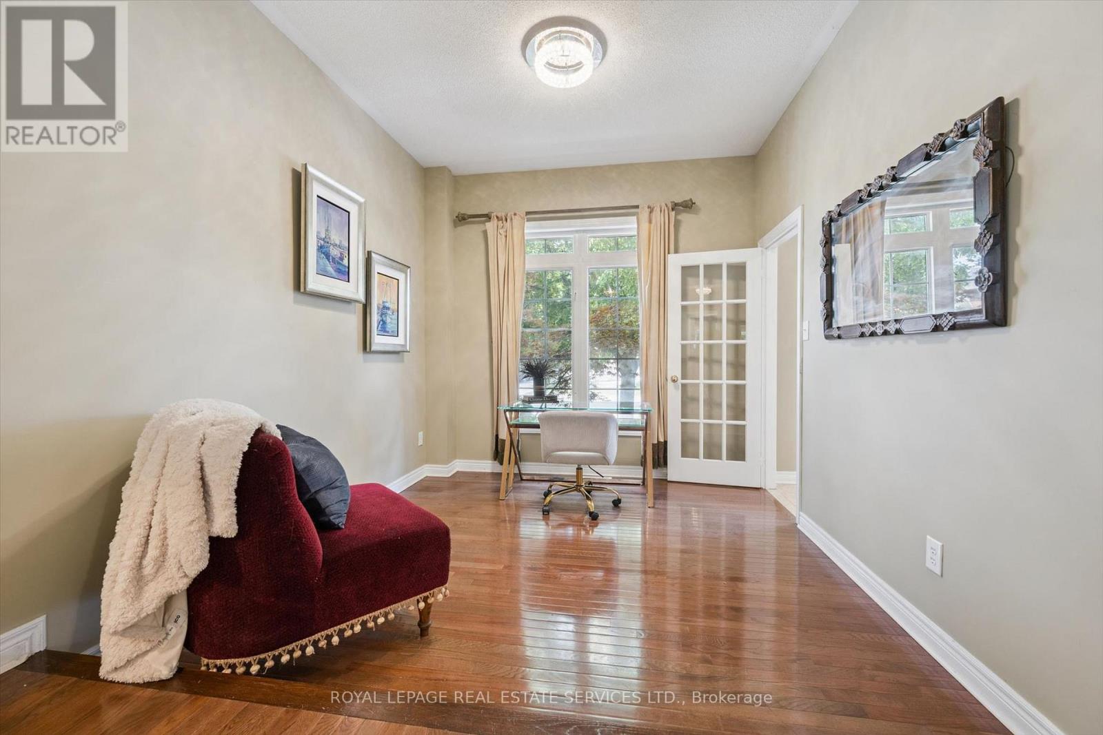 372 CREEK PATH AVENUE - Image 7