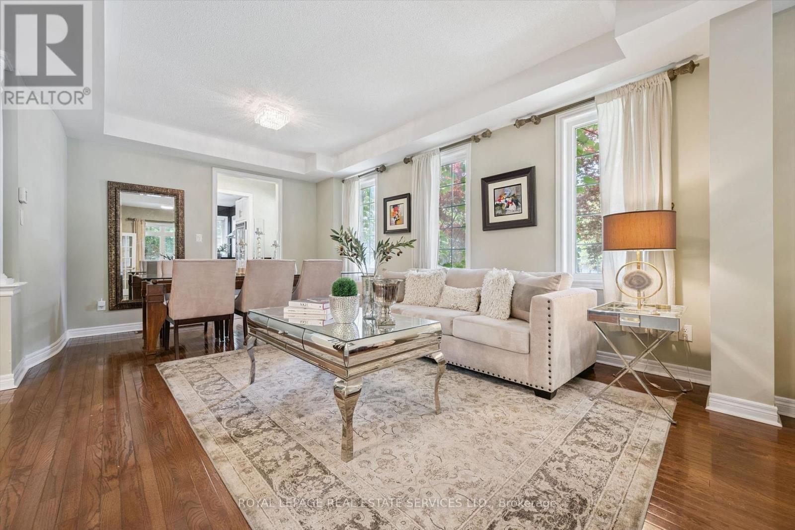 372 CREEK PATH AVENUE - Image 8