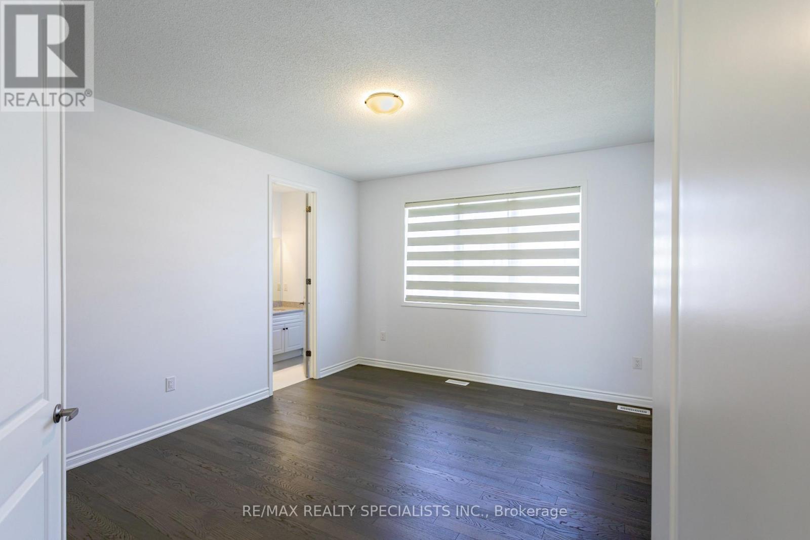 1183 STACEY CRESCENT - 27