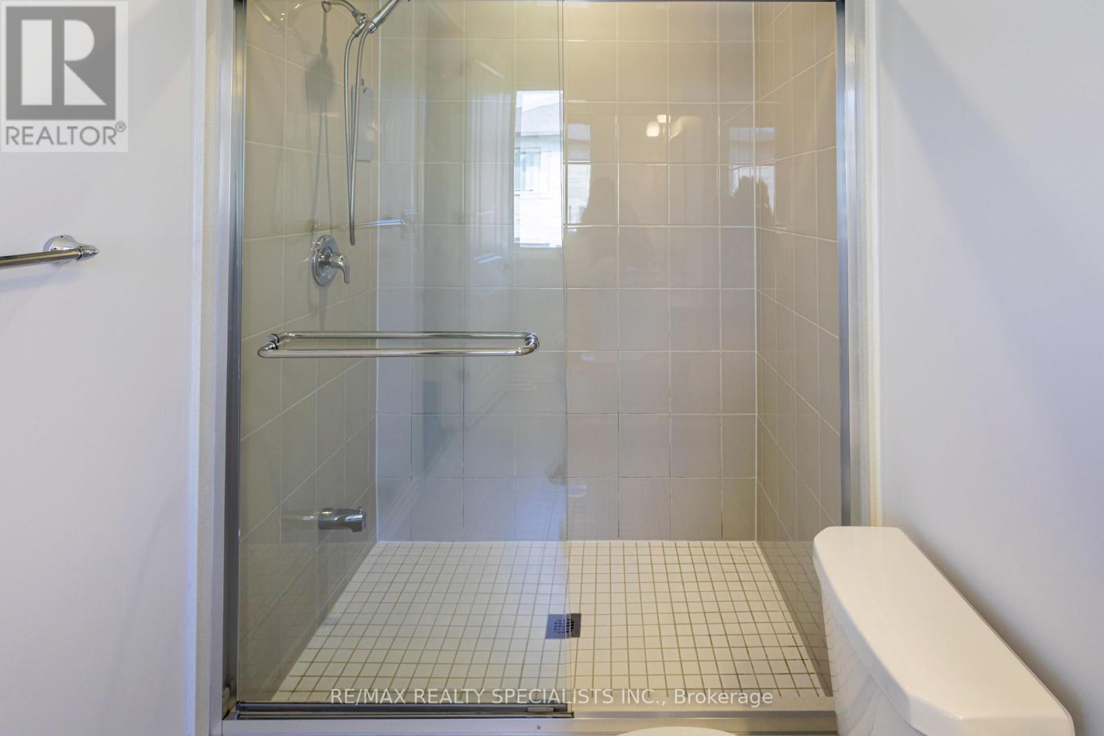 1183 STACEY CRESCENT - 29