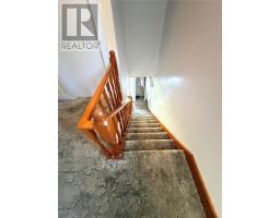 3 Willow Road thumbnail 18