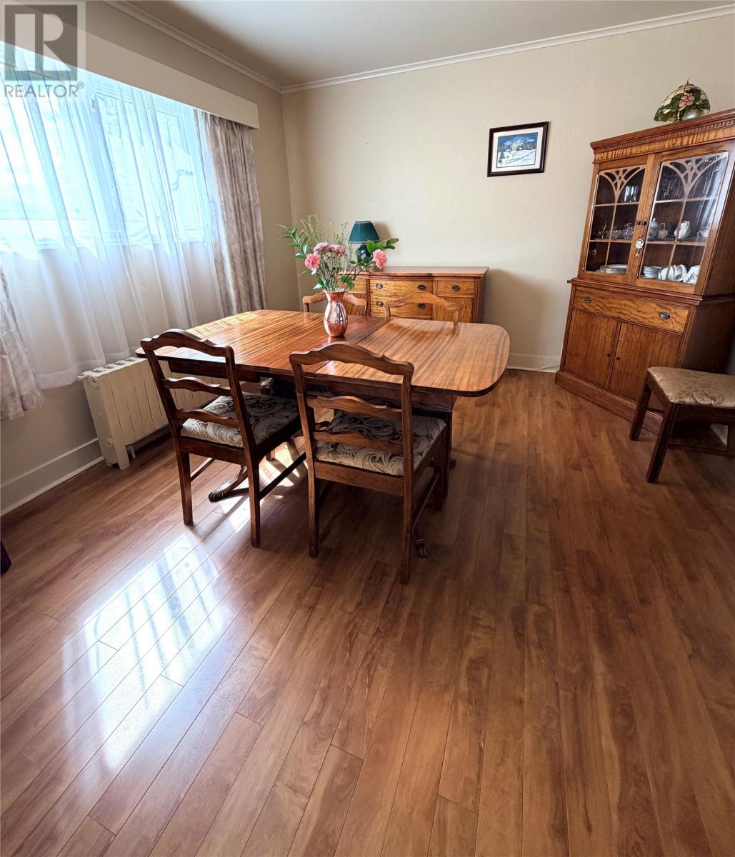 3 Willow Road - 12