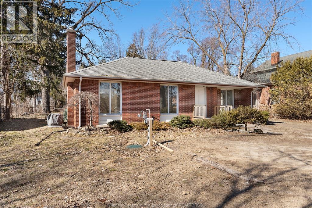 132 DIVISION STREET North