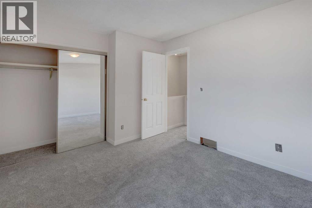 #33 64 Whitnel Court NE - 21