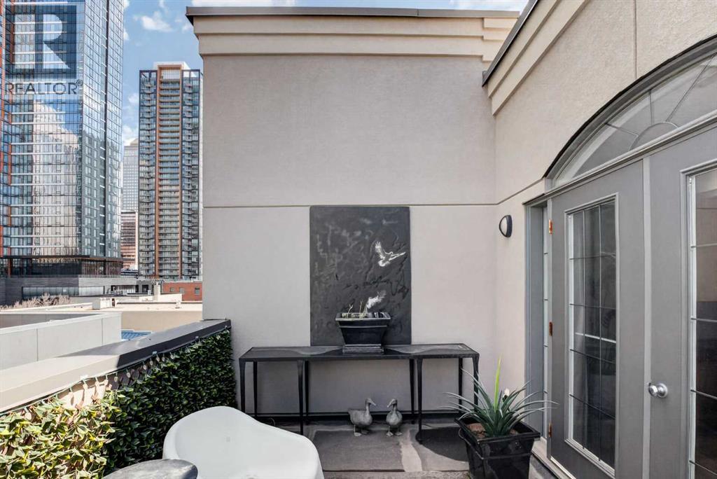 #311 638 11 Avenue SW - 31